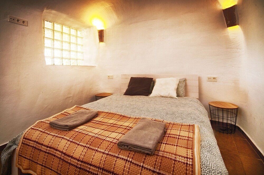 Bedroom of Abuela Maria Cave House in Granada province