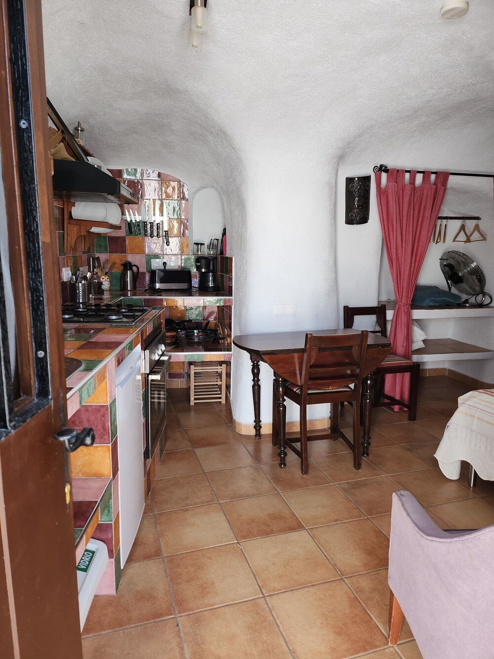 Cuevas Andalucia, cave-house country property in Baza: photo 8 of 8