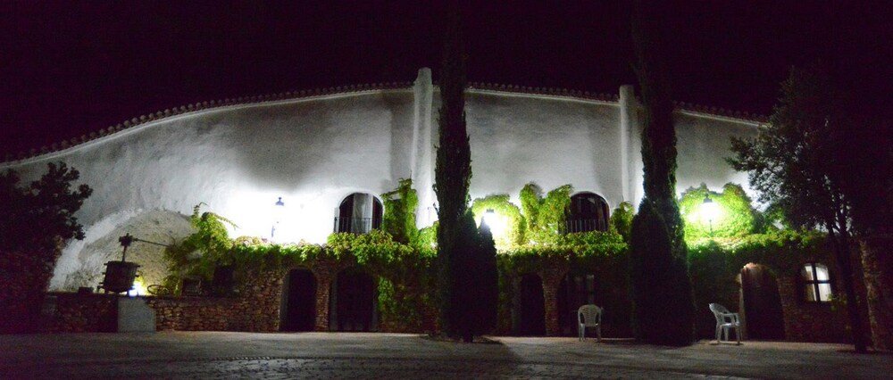 Cuevas del Tío Tobas, aparthotel cueva en el Zalabí: foto 5 de 8